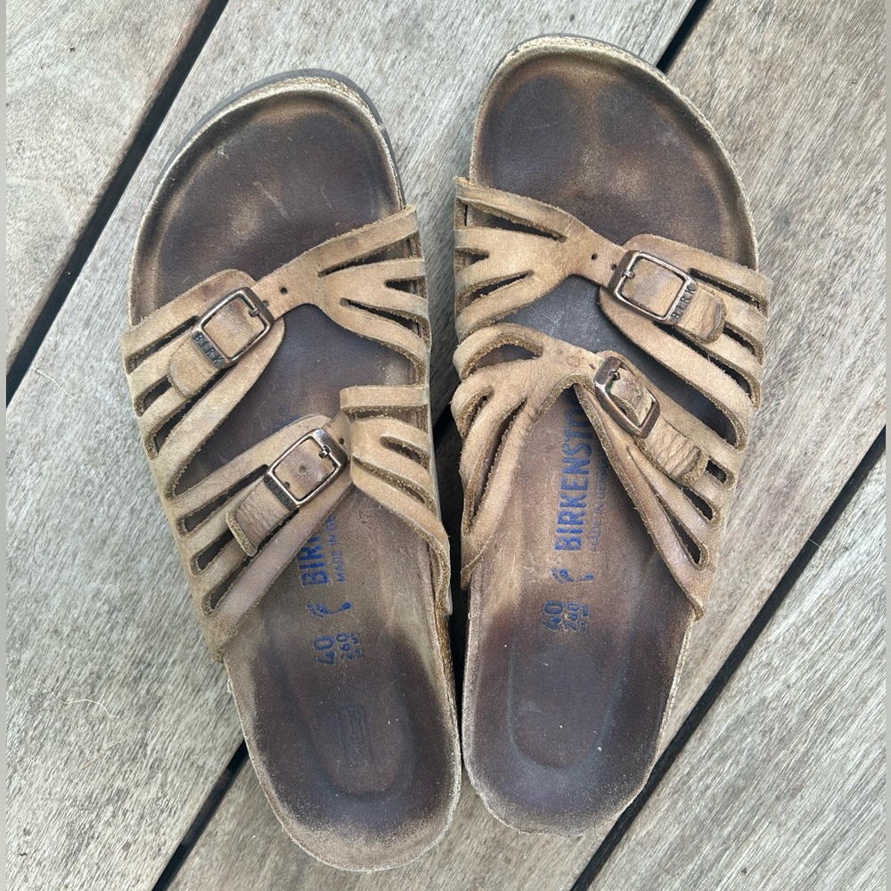 Women's Birkenstock Granada Soft Footbed Brown Mocha Birkibuc Sandal Size 9-9.5